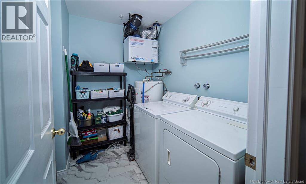 #211 158 Hanwell Road - 20