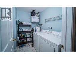LAUNDRY & STORAGE AROUND DOOR