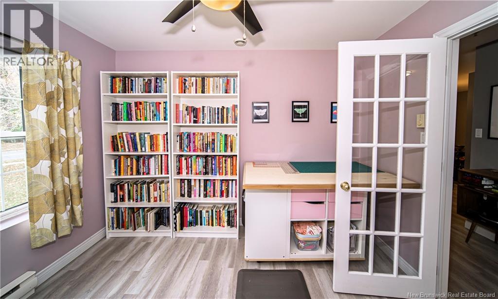 #211 158 Hanwell Road - 14