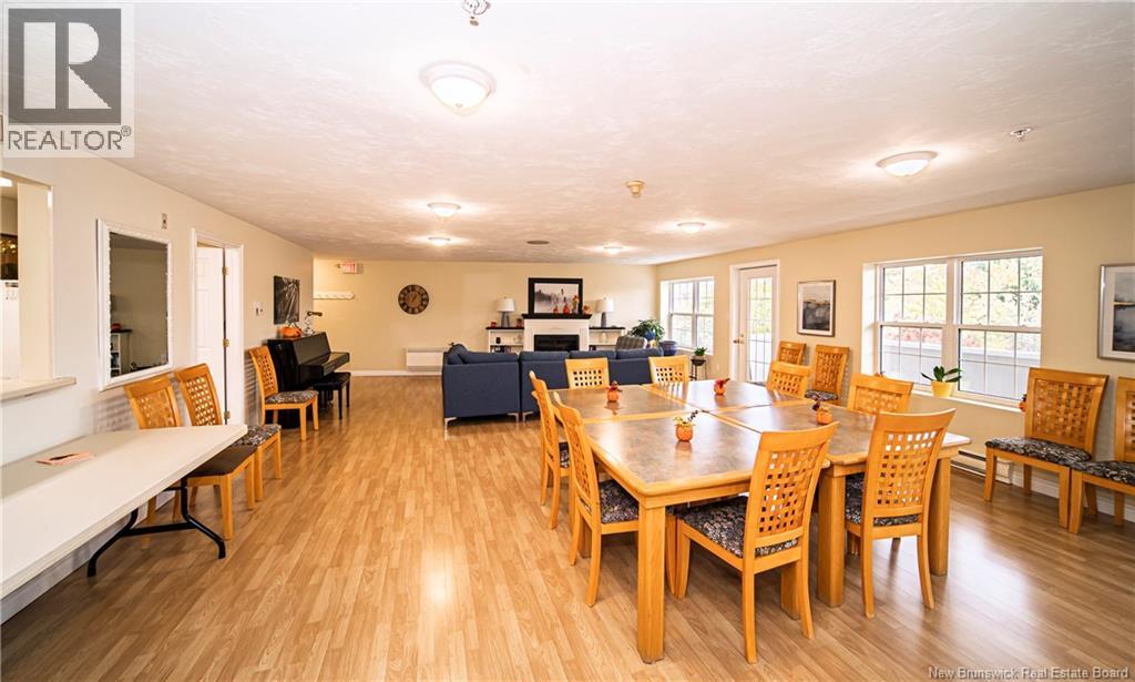 #211 158 Hanwell Road - 21