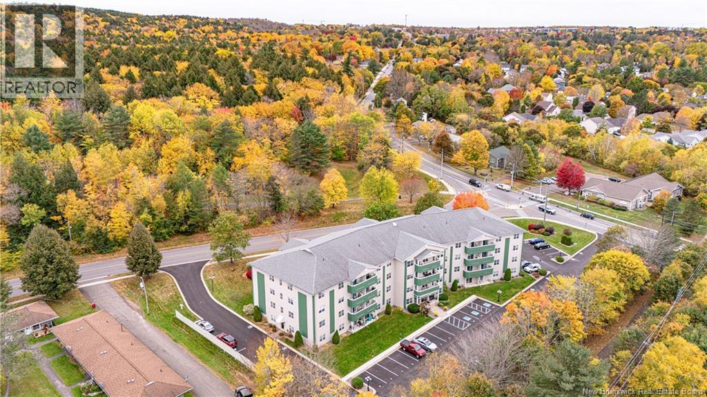 #211 158 Hanwell Road - 31