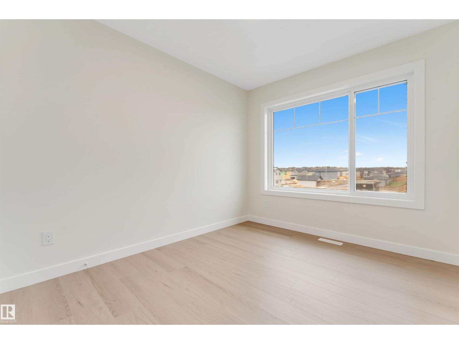 3803 38 Avenue, photo 37