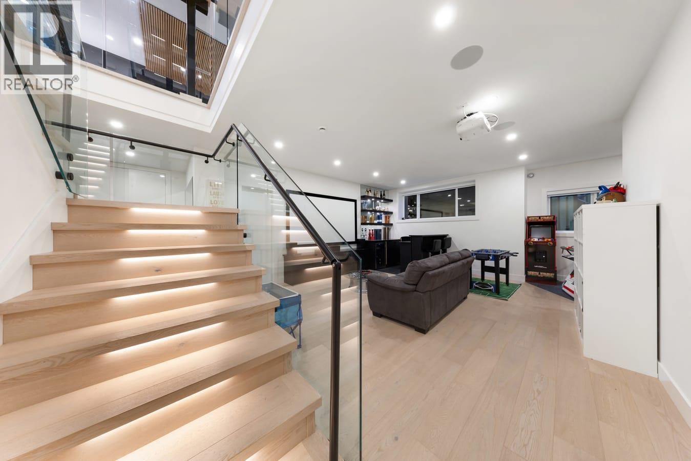 Photo of 5243 CARSON STREET 29
