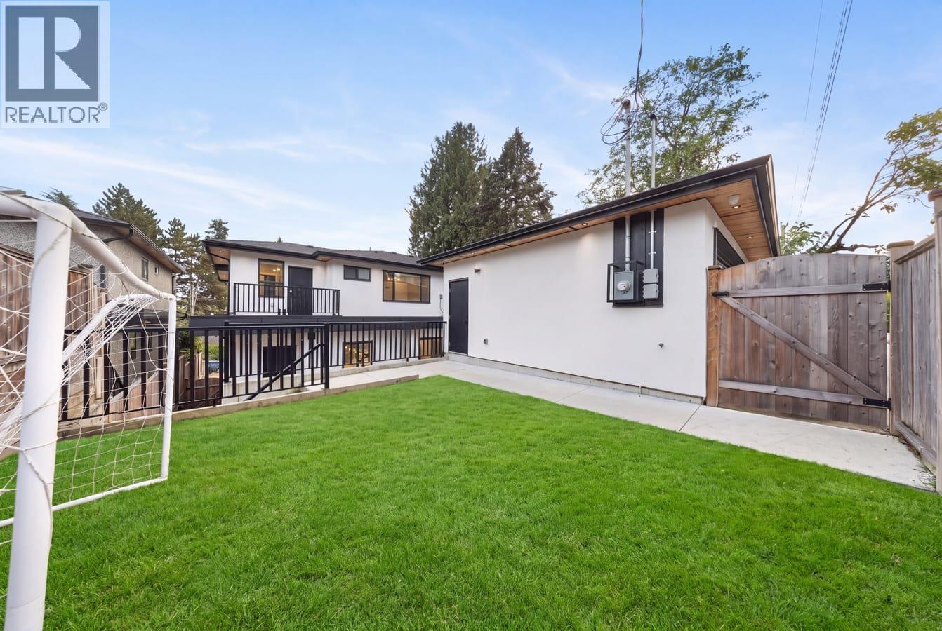 Photo of 5243 CARSON STREET 40
