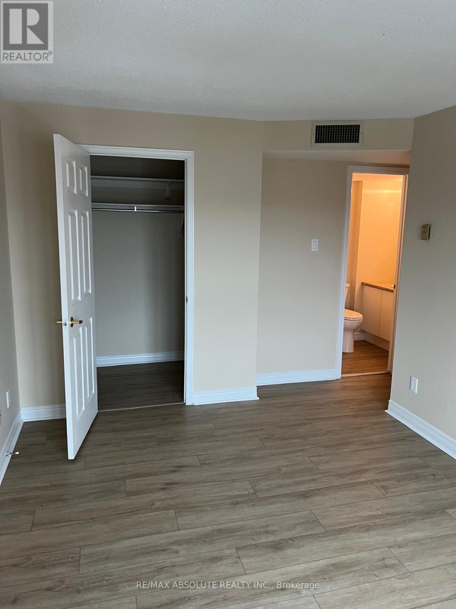 550 Cambridge Street South — photo 16