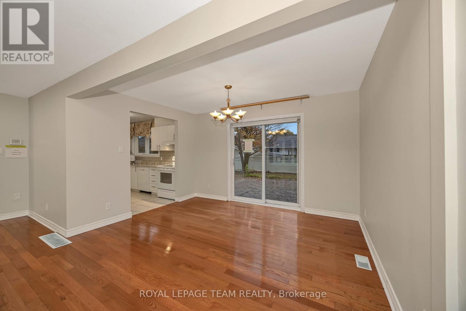2200 MARTHA AVENUE - 12
