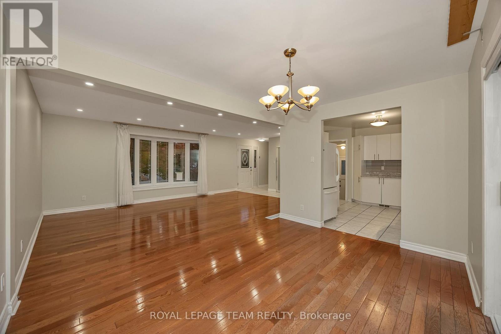 2200 MARTHA AVENUE - 13