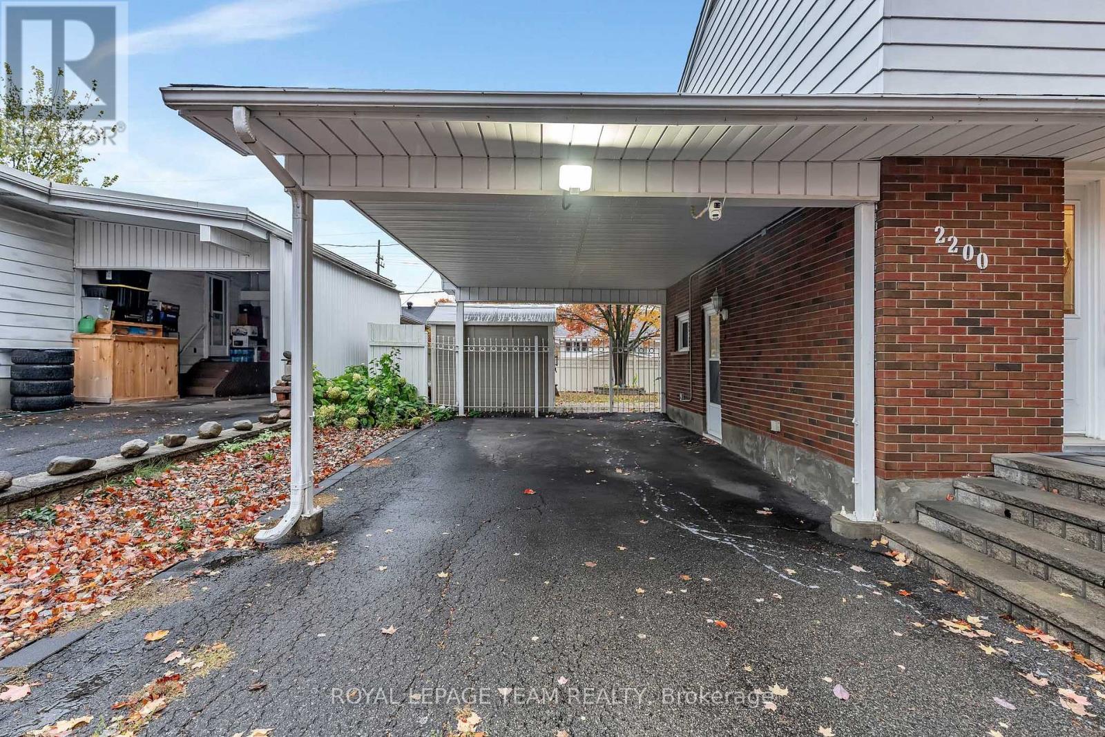 2200 MARTHA AVENUE - 5