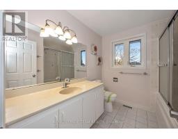2200 Martha Avenue, Ottawa, ON K1G1K9 Photo 32