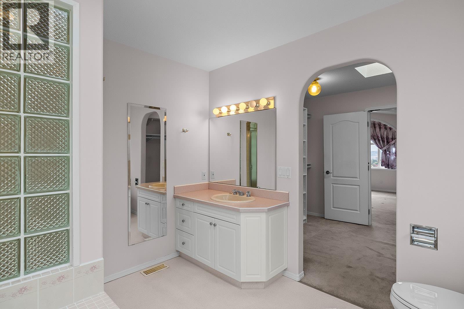 695 Valley Road, Kelowna - Image 1