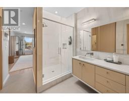 Bath (# pieces 1-6) - 50 King Street, Charlottetown, PE C1A1B3 Photo 19