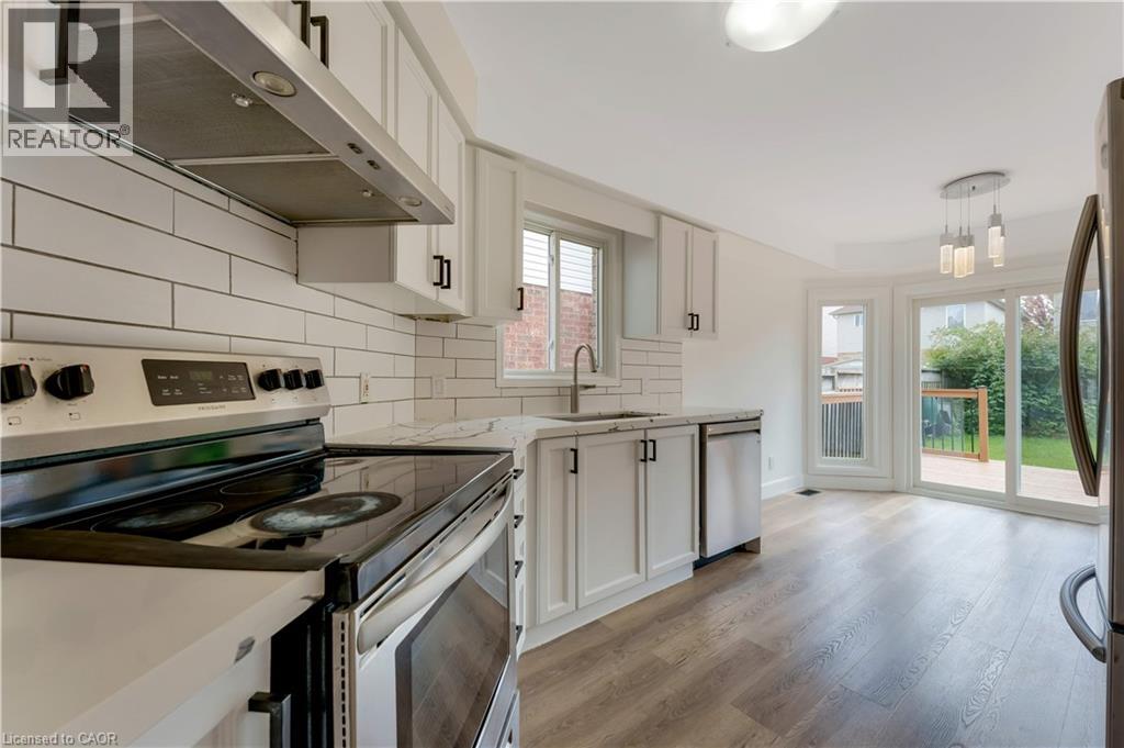 31 Swartz Street — photo 8
