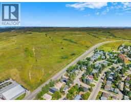 4515 Norquay Drive NW - photo 48