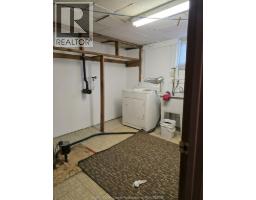 835 Stanley, Windsor, ON N8X3B4 Photo 10