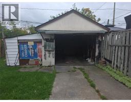 835 Stanley, Windsor, ON N8X3B4 Photo 13