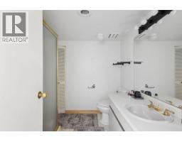 6566 Pinehurst Drive, Vancouver, BC V5X4P1 Photo 17