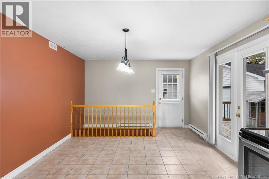 413 Mandeville Street - 11