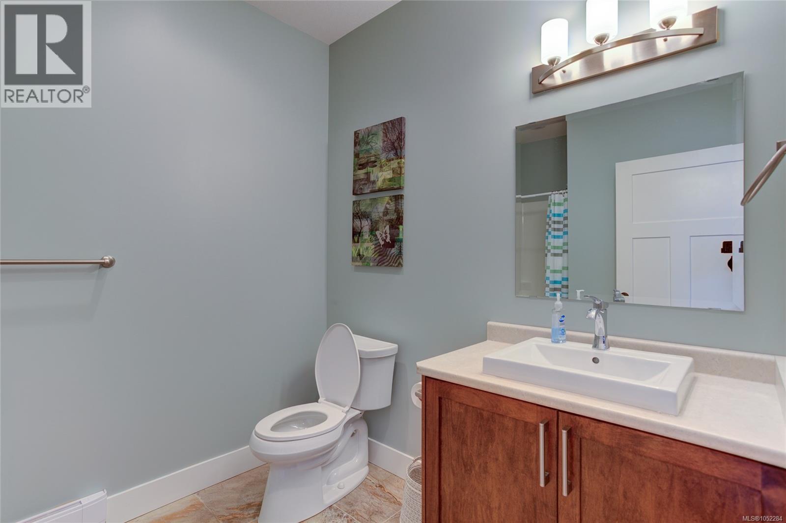 #21 300 Grosskleg Way - 42