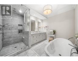 39 Regina Avenue, Toronto, ON M6A1R4 Photo 21