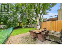 39 Regina Avenue, Toronto, ON M6A1R4 Photo 37