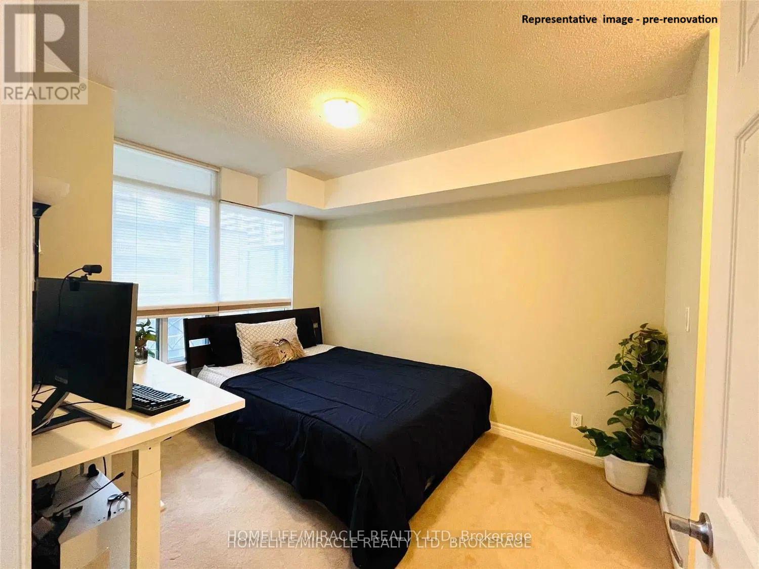 225 Wellesley Street — photo 17