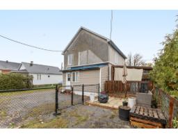 145 Rue Gagnon, Thurso, QC J0X3B0 Photo 37