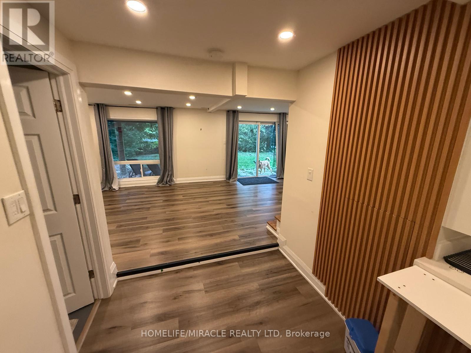 838 Grace Street — photo 10