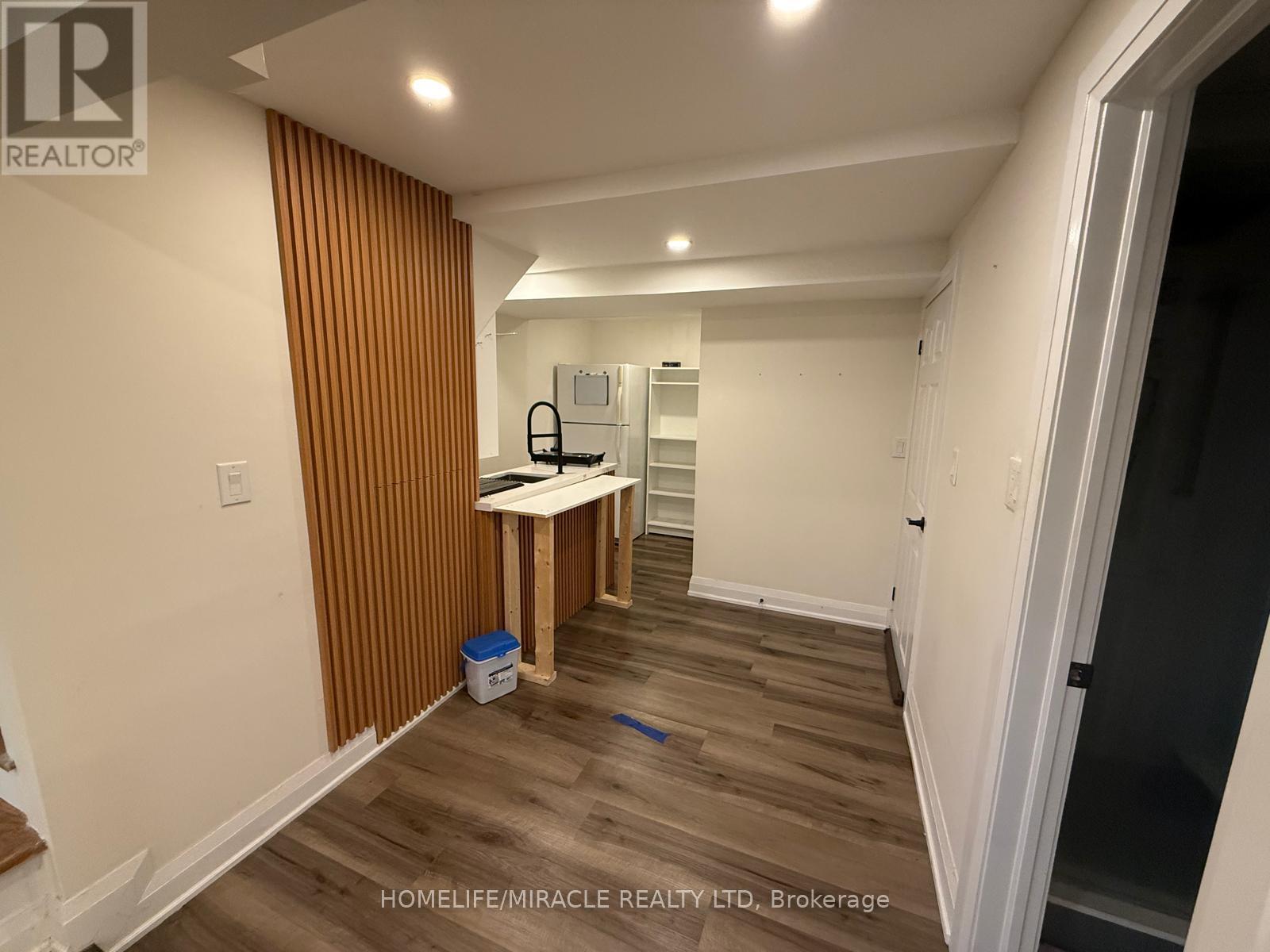 838 Grace Street — photo 8