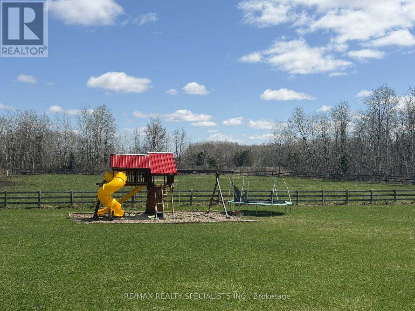 7107 11th Line — photo 23
