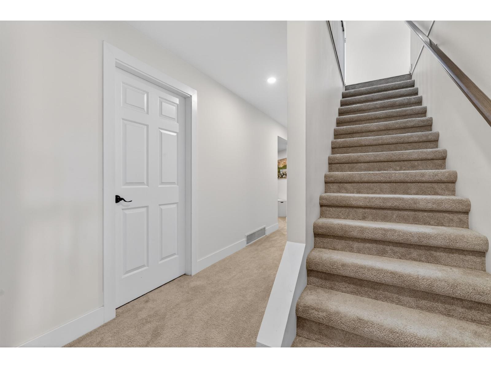 5 Bed, 4 Bath House for Sale in Surrey – 6260 191A STREET, Surrey – MLS# R3175363 - Image 20