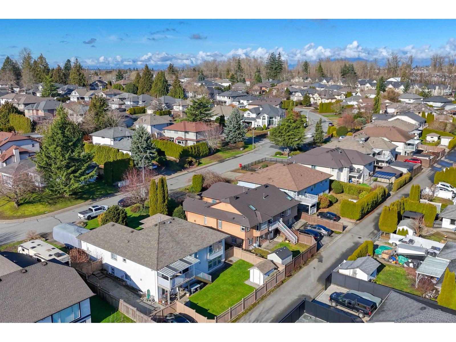 5 Bed, 4 Bath House for Sale in Surrey – 6260 191A STREET, Surrey – MLS# R3175363 - Image 35