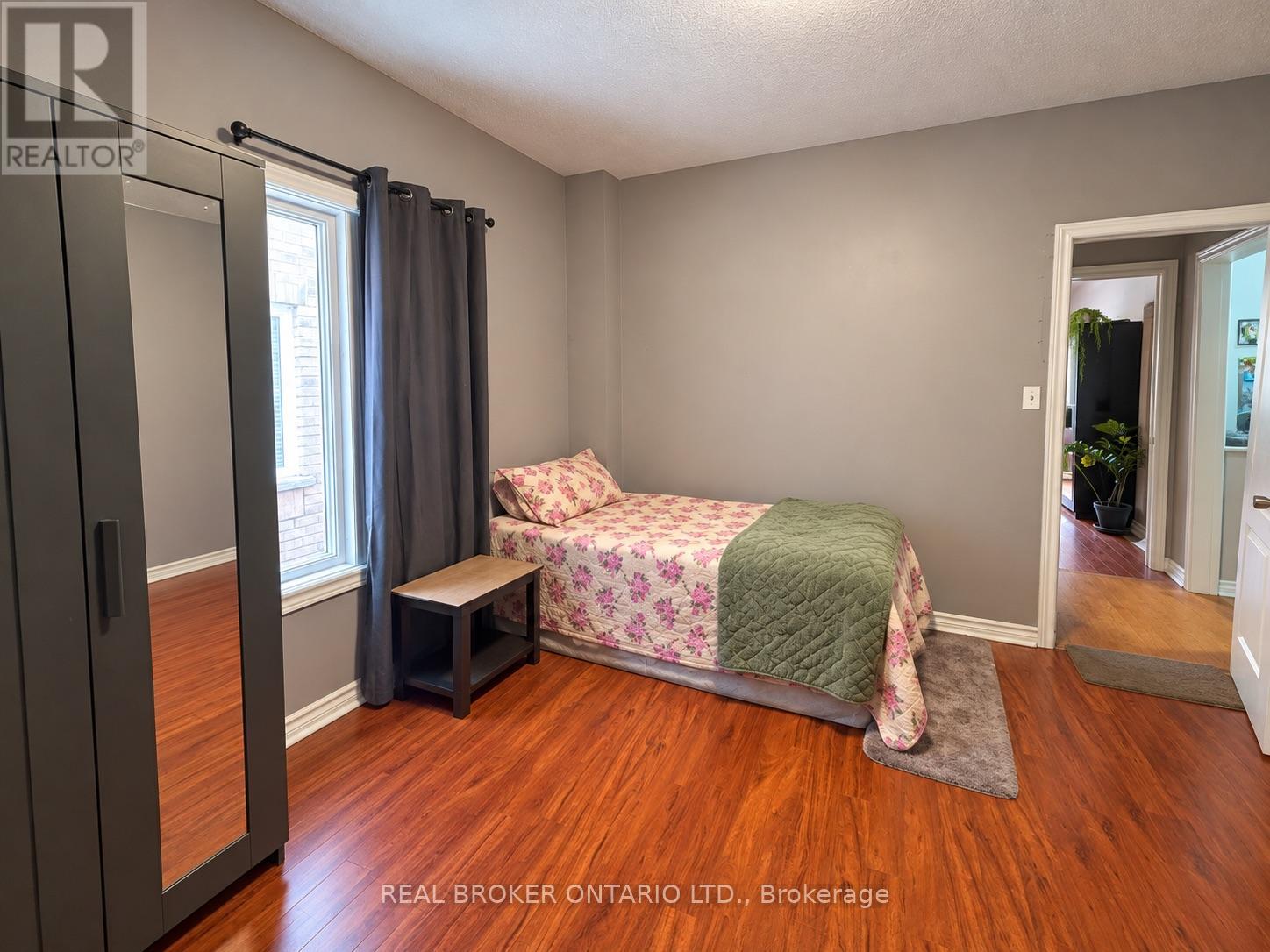 88 Sir Jacobs Crescent — photo 19
