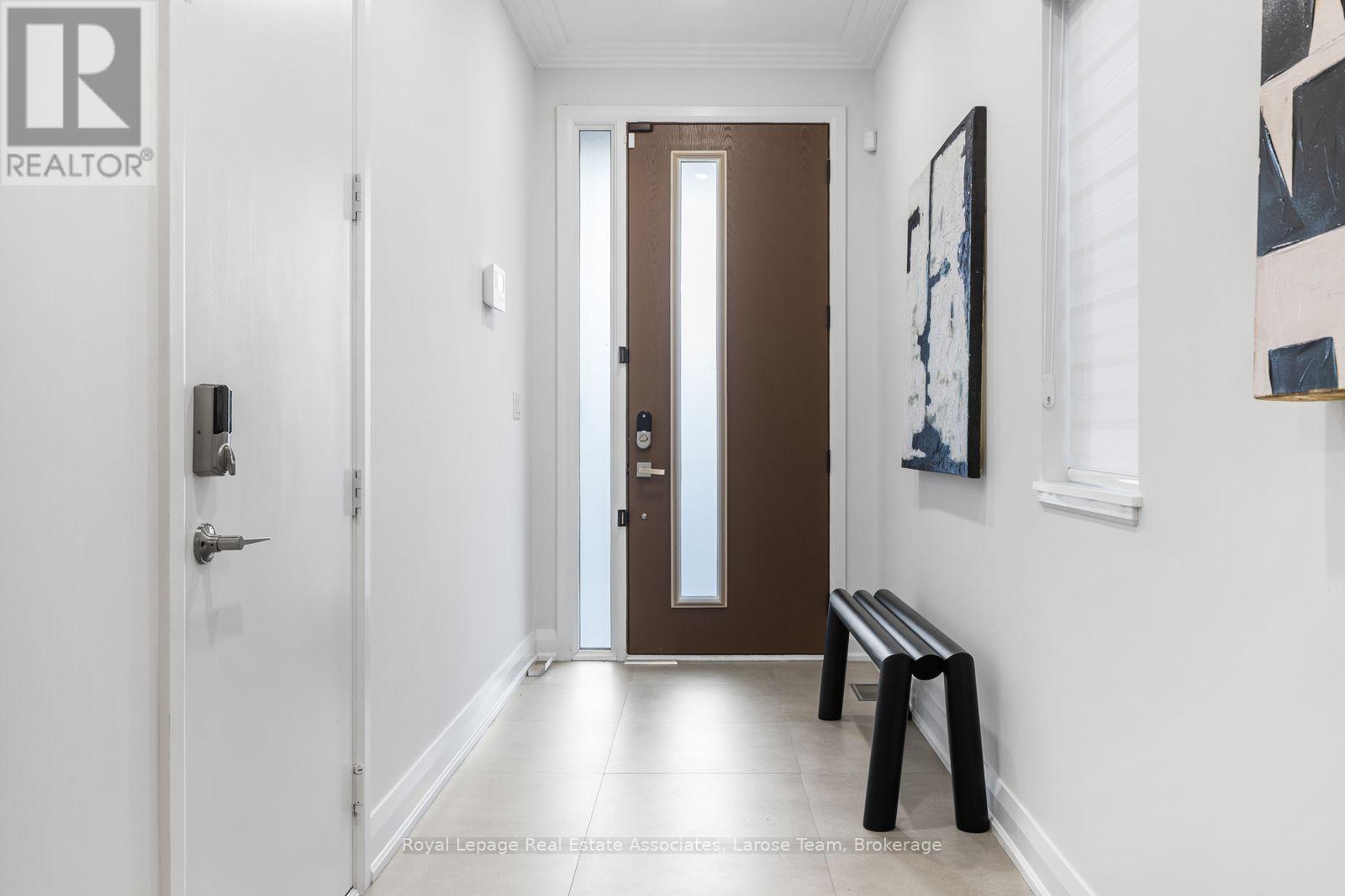 41 B MAPLE AVENUE N - 2