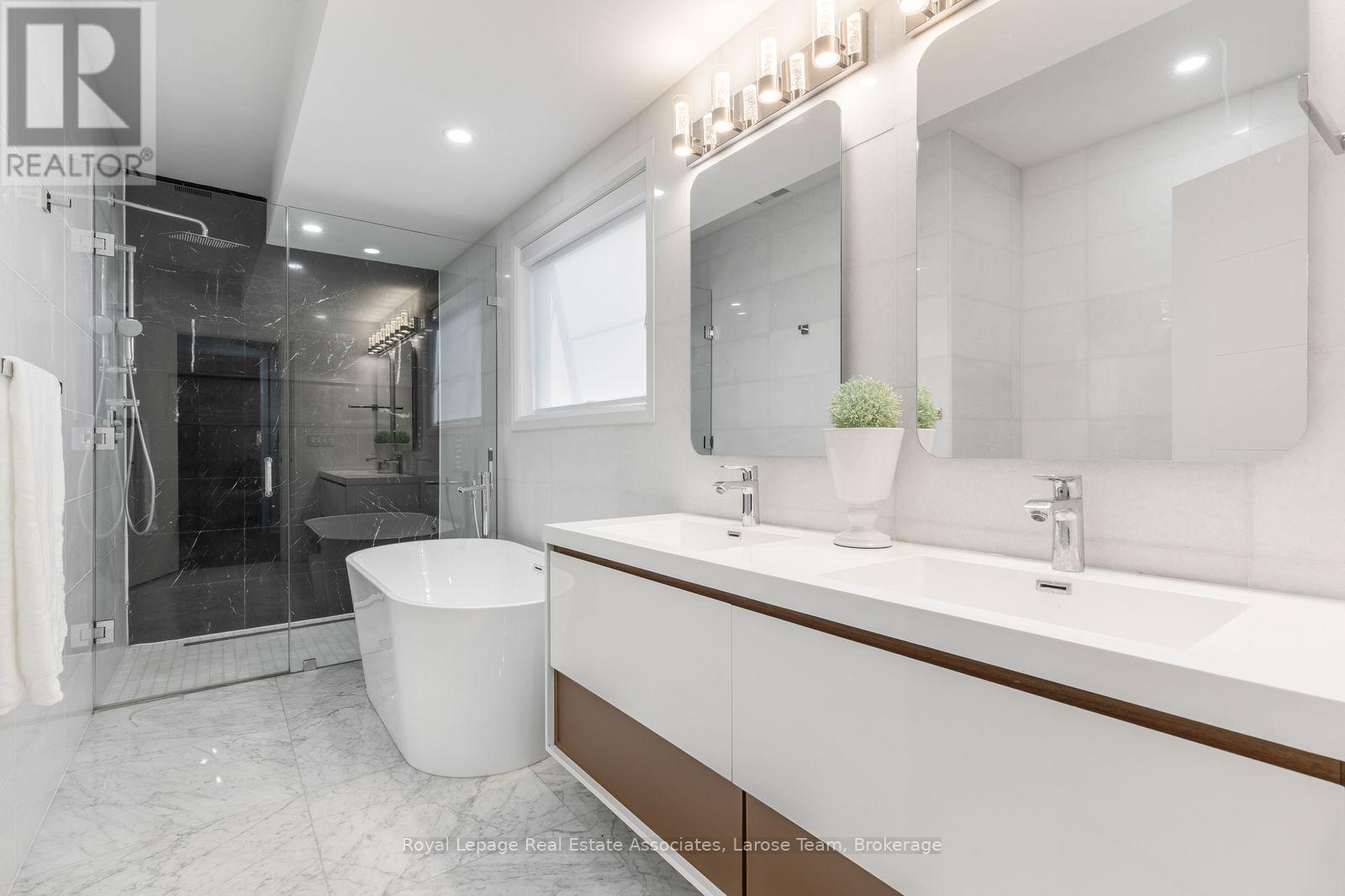 41 B Maple Avenue North, Mississauga, ON photo 21