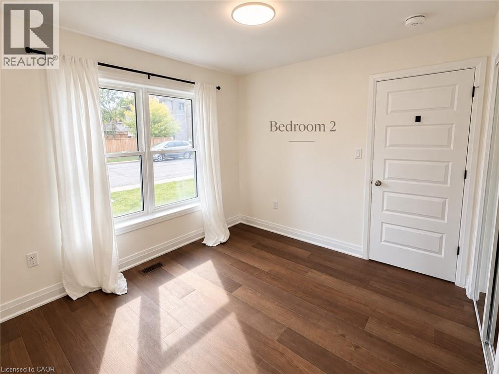 15 Keele Street — photo 13