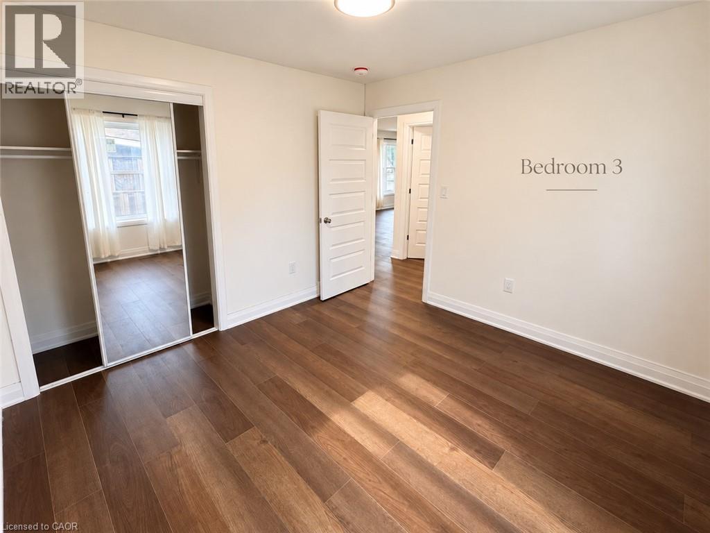 15 Keele Street — photo 16