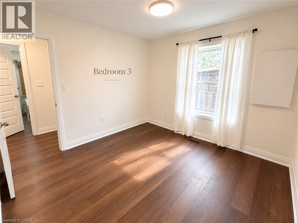 15 Keele Street — photo 18