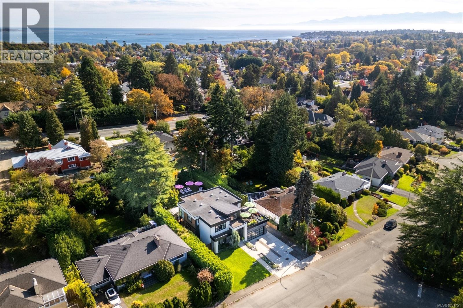  3015 Eastdowne Road, Oak Bay