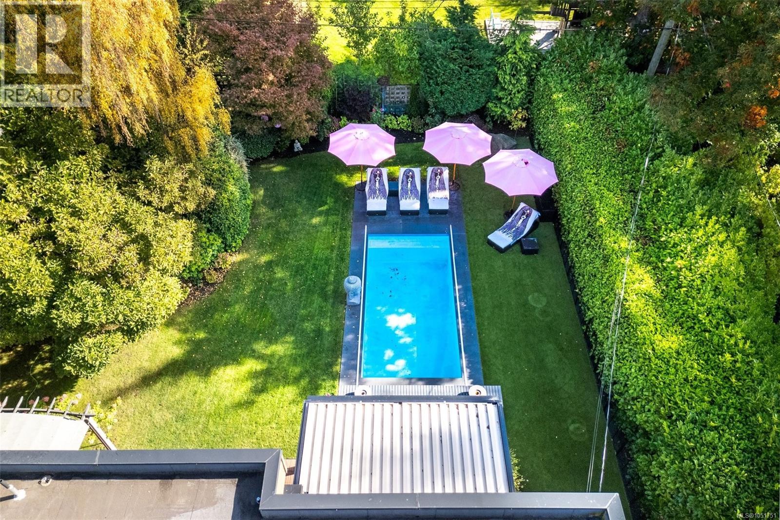  3015 Eastdowne Road, Oak Bay