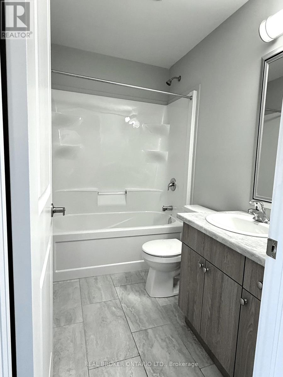 177 Edgevalley Road — photo 17