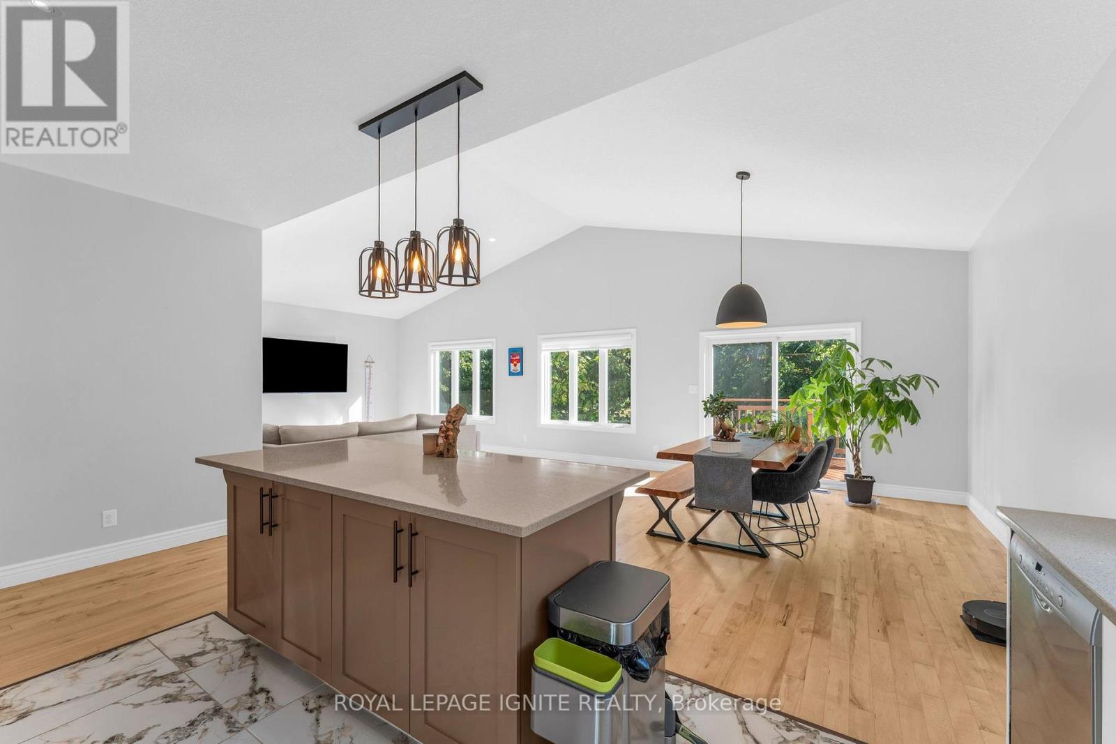 1234 Mazzolin Crescent, Kingston, ON photo 6