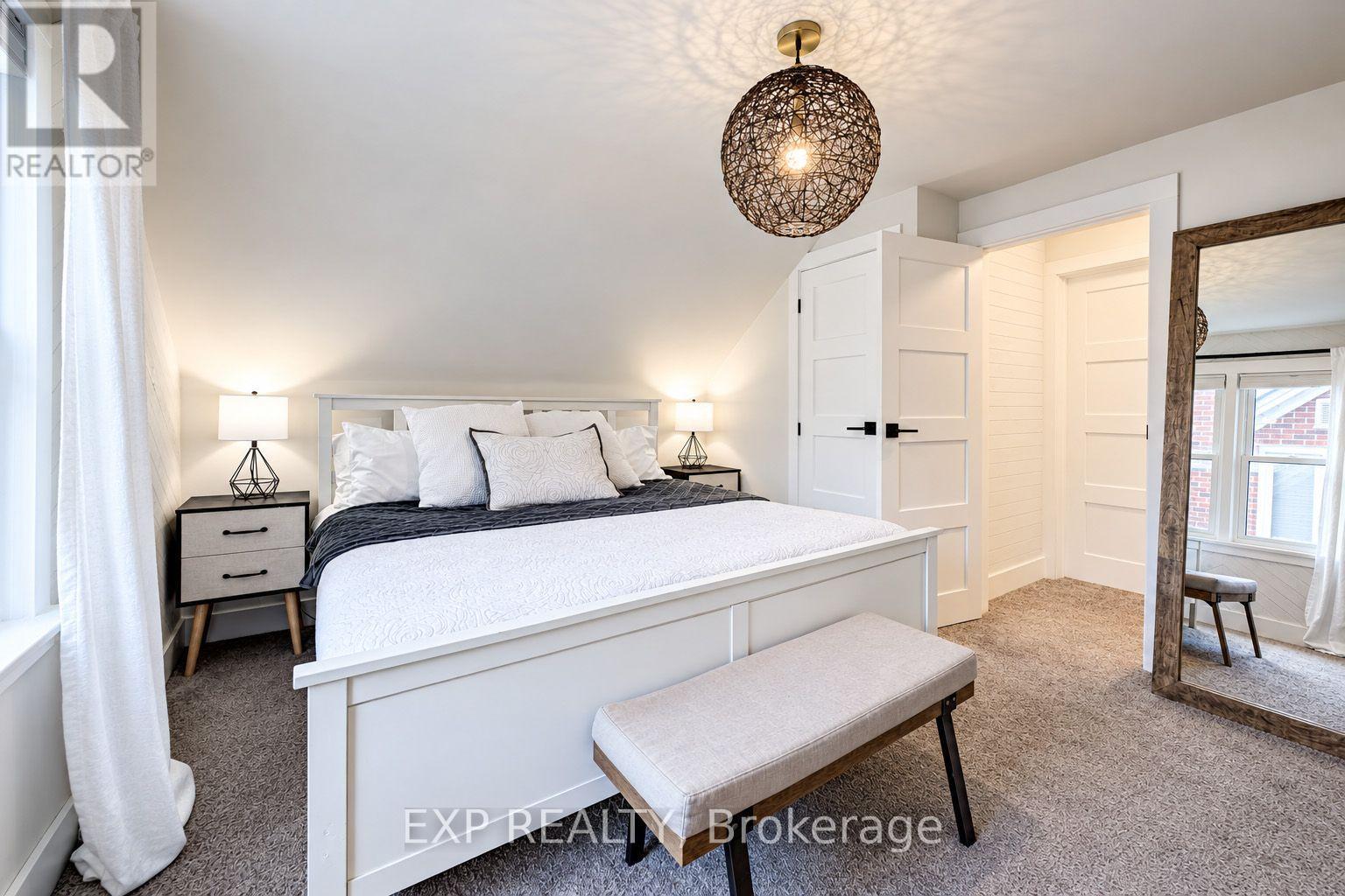 36 Crestwood Avenue — photo 15
