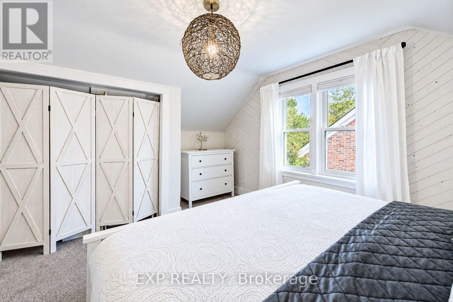 36 Crestwood Avenue — photo 16