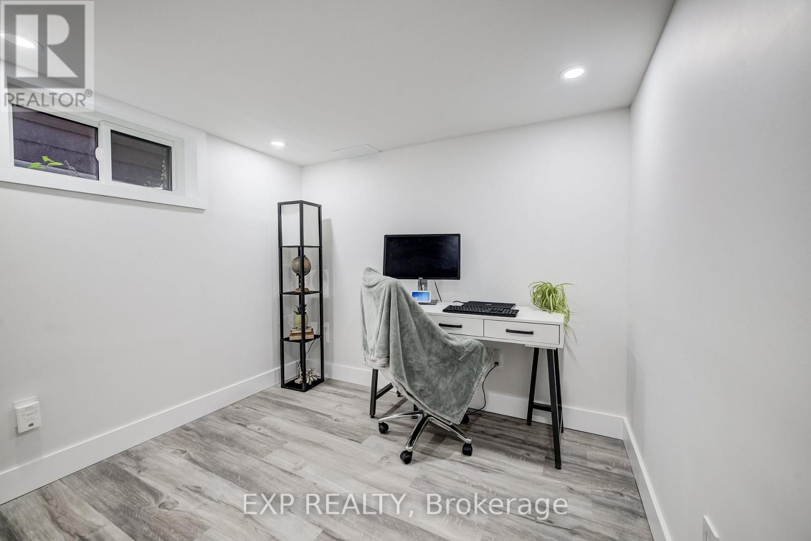 36 Crestwood Avenue — photo 21
