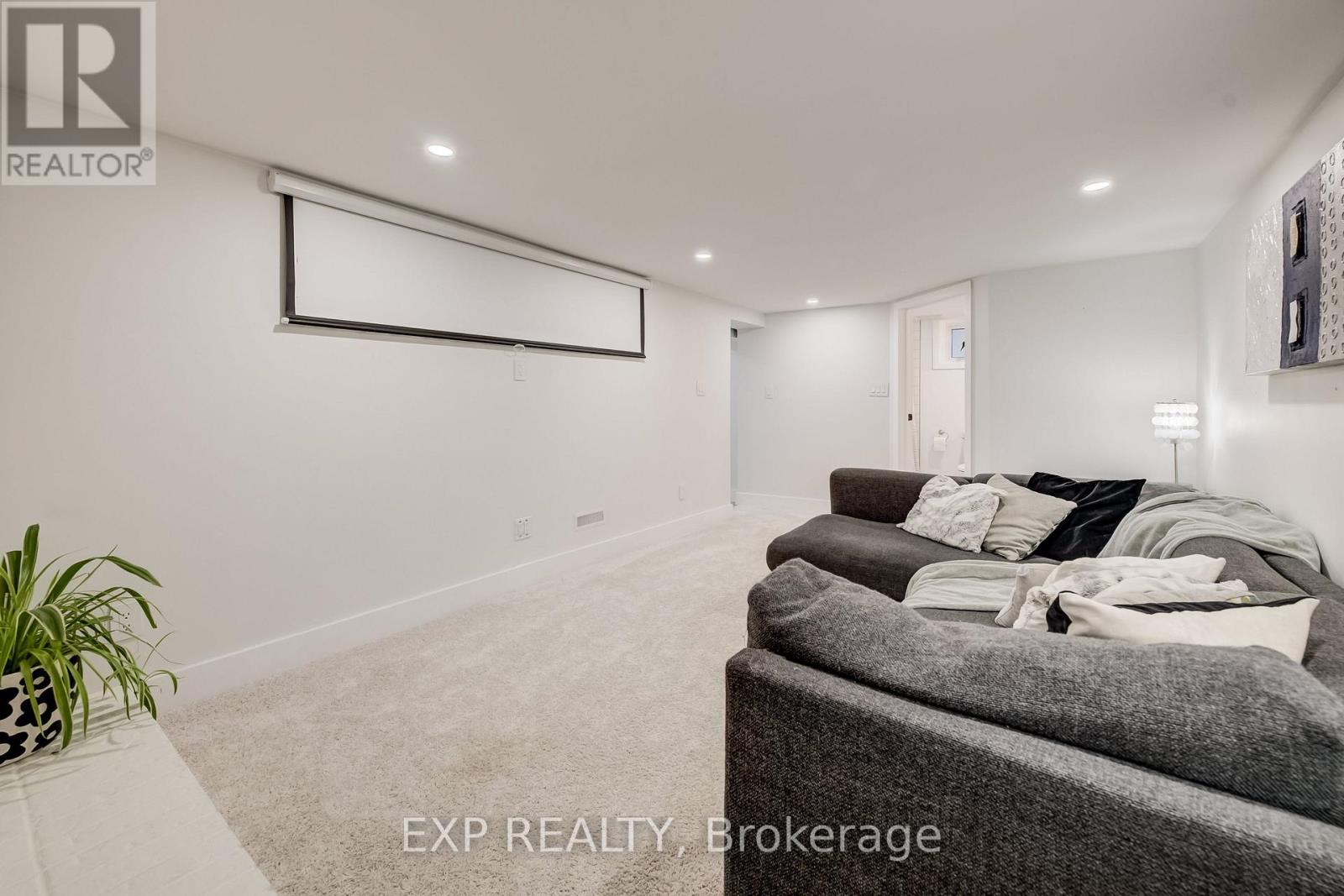 36 Crestwood Avenue — photo 24