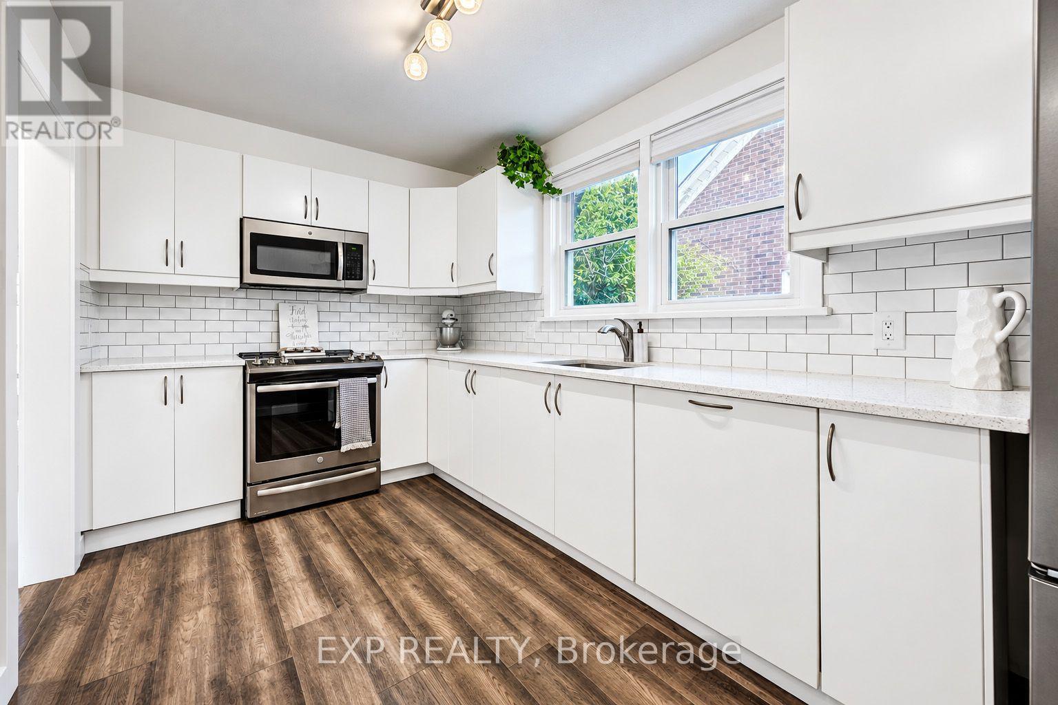 36 Crestwood Avenue — photo 7