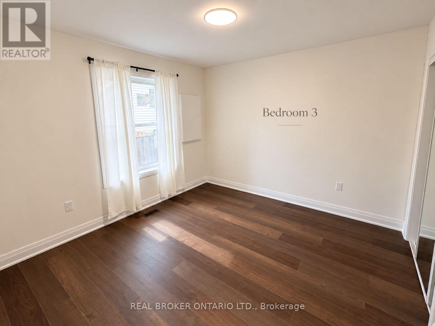 15 Keele Street — photo 17