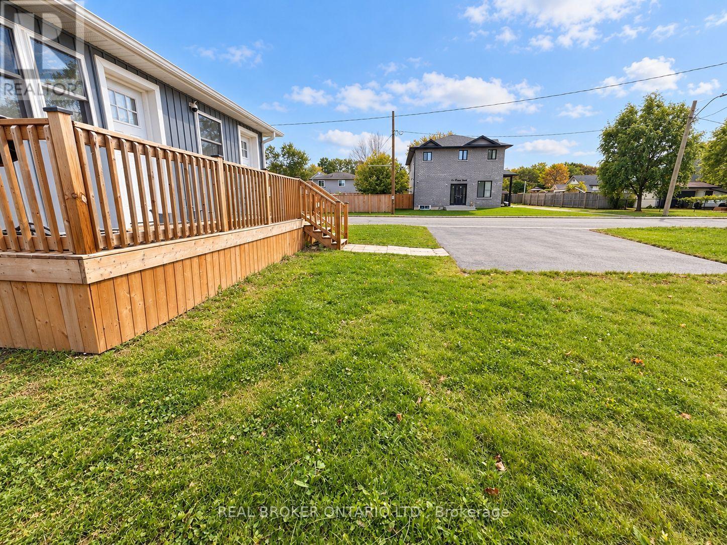 15 Keele Street — photo 27