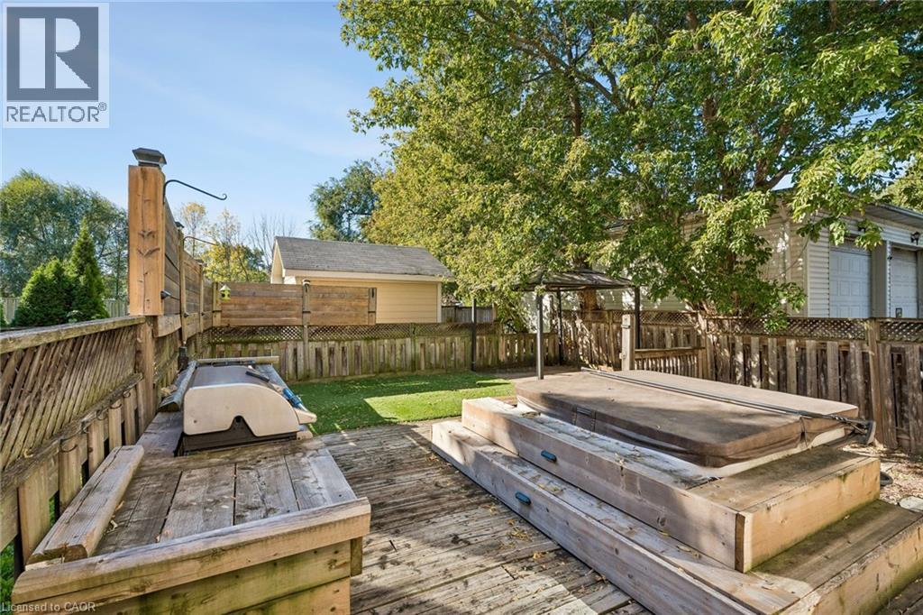 27 Pettit Street — photo 44