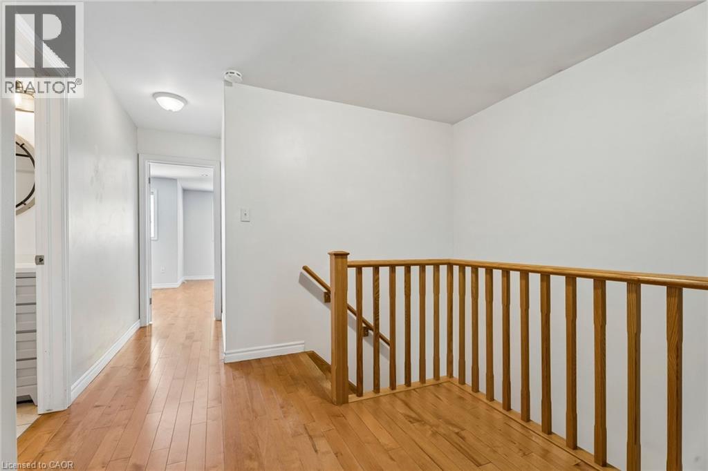27 Pettit Street — photo 19